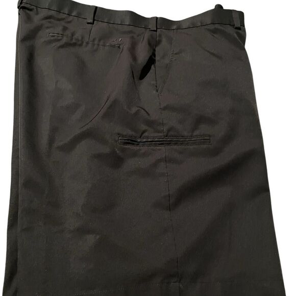 Grand Slam size 42 Men's Black Shorts flat front like new see pics - Picture 2 of 2